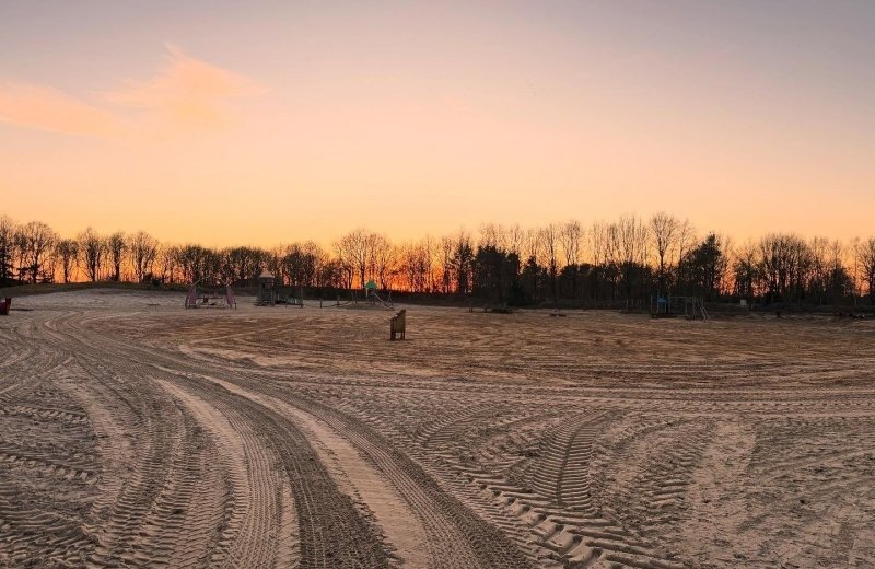 Von der Sandfläche zum Spielteich